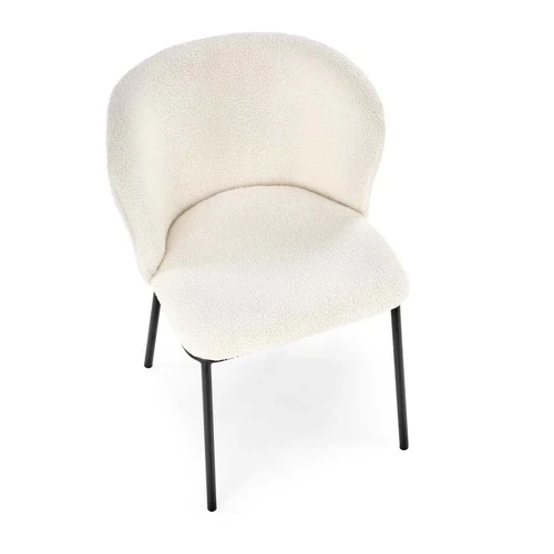 Puikus akcentas jūsų sofai – kreminė pagalvė su pudros audiniu