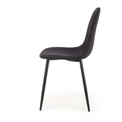 Juodas fotelis su plieno ir audinio deriniu – patogumas ir stilius