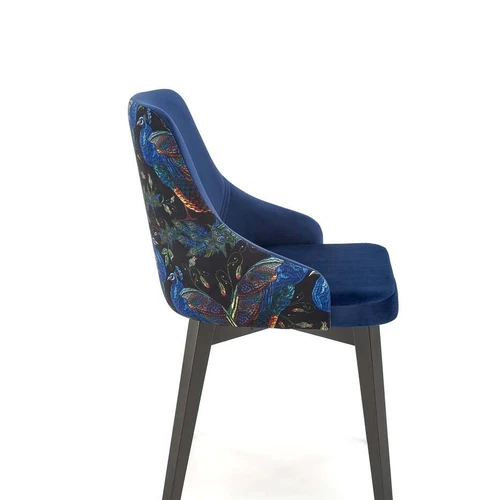 Patogi kėdė tamsiai mėlyna spalva