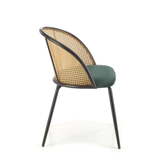 Kokybiška sofė su sintetiniu rotangu ir ergonominiais matmenimis