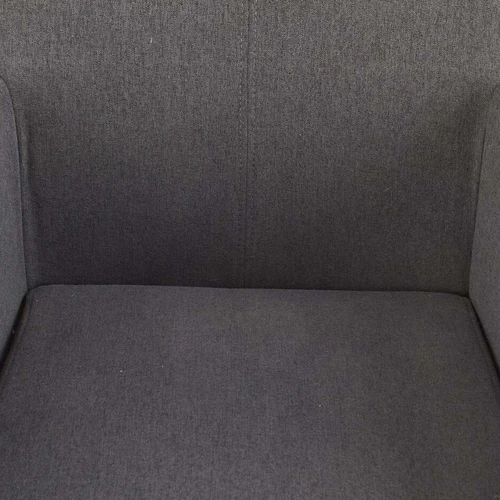 Patogi sofos lova su tamsiai pilku audiniu