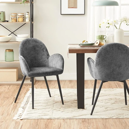 Stabili kėdė su natūralia išvaizda ir maksimalia apkrova 110 kg