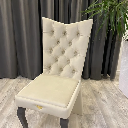 Kėdės pagal Jūsų matmenis ir formas