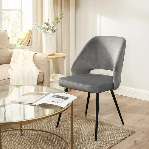 Minkštos kėdės su geležinėmis kojomis – puiki namų apdaila