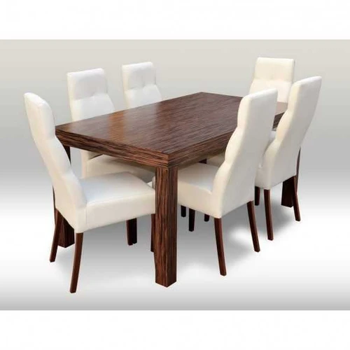 Natūralios medienos kojos ir patogios K63 kėdės