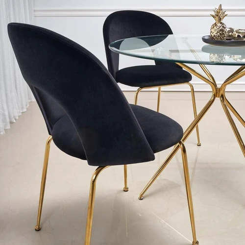 Stiklo stalas su chromuoto plieno kojomis