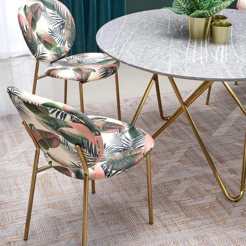 Aukštos kokybės stalai su tvirtu MDF pagrindu