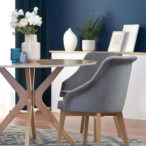 Medžio masyvo stalas su natūralia ąžuolo apdaila