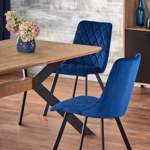 Stalas su keičiamu ilgiu 160-220 cm, natūralaus ąžuolo viršus, juodos kojos