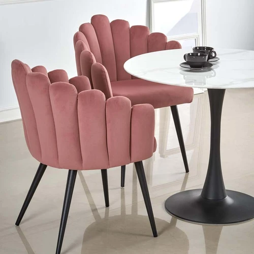 Stiklas ir milteliniu būdu dažytas plienas