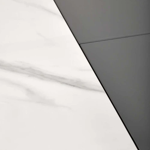 Prailginamasis stalas su keraminiu viršumi ir moderniu dizainu