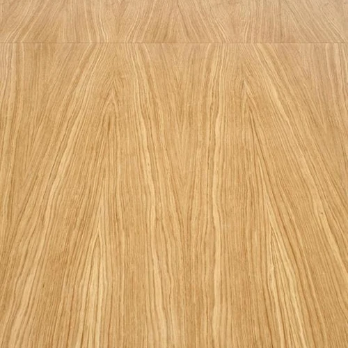 Modernus juodas stalas su milteliniu dažymu