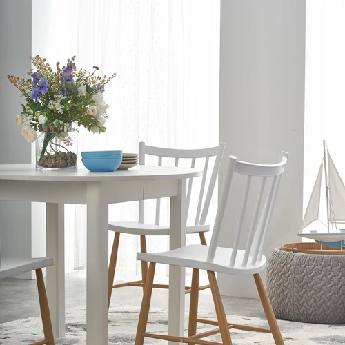 Prailginamas stalas 102-142 cm, idealus mažiems erdvėms