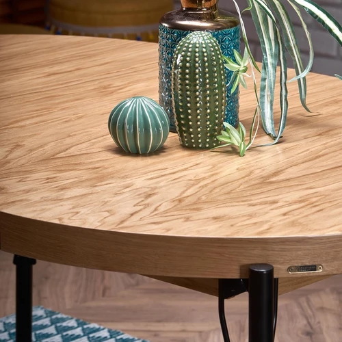 Prailginamas stalas 100-300 cm, natūralus ąžuolas ir juodos kojos