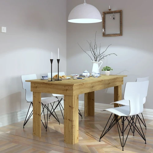 Rūpesčiu pagamintas valgomasis stalas – puiki namų akcentas