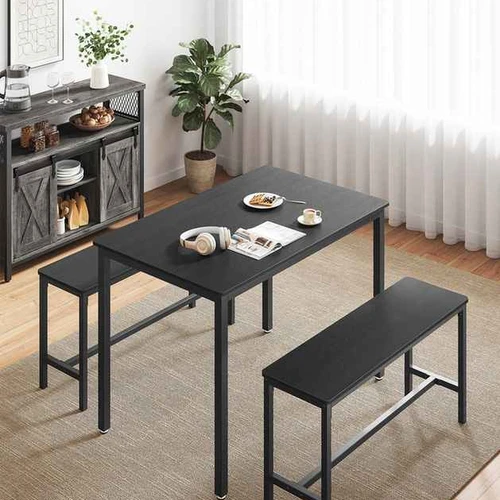 Modernus valgomojo stalas su suolais – juoda elegancija