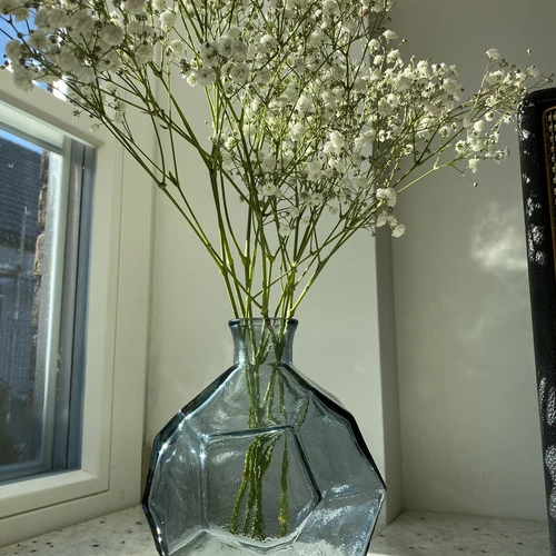 Rankų darbo stiklinė puošmena iš 100% perdirbto stiklo