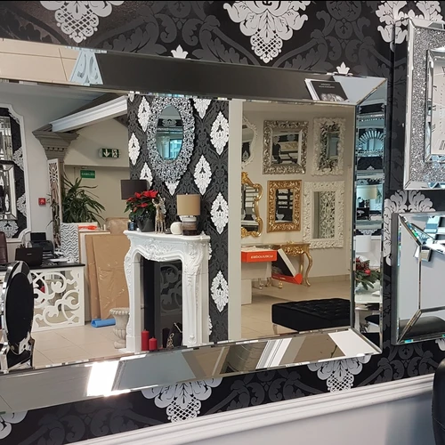 Veidrodžiai su rėmeliu – 60x90cm, 80x120cm, 90x150cm, 80x180cm |