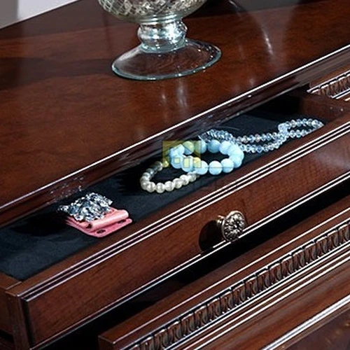 Ergonominė spinta su natūraliu medžio lukštu ir alksnio fasadais