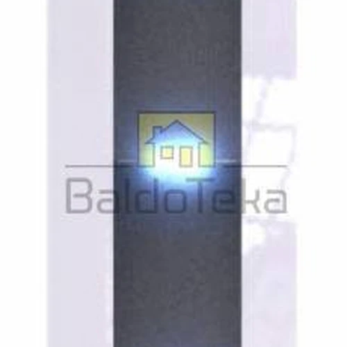 Moderni juoda spinta su vitrinomis ir TV staliuku