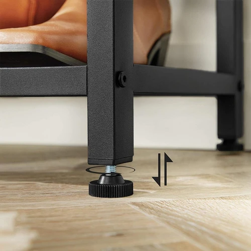 Praktiškas drabužių stovas su rankiniu ir priedais