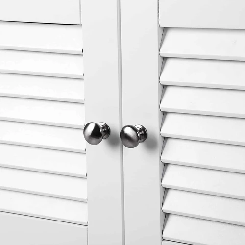 Praustuvinė spinta su sifono išpjova – praktiška ir funkcionali