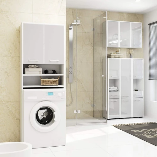 Funkcionalus vonios kambario spintelė su dviem lentynomis