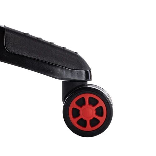 Kėdė su guminiais ratukais ir plastiko kryžme