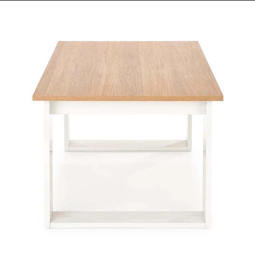 Stilingos spintos su auksiniu ąžuolu ir balta spalva