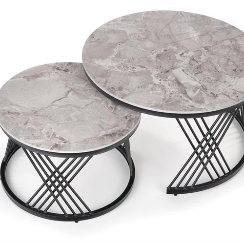 Modernūs stalai su sukepintu akmeniu ir plieniniu pagrindu