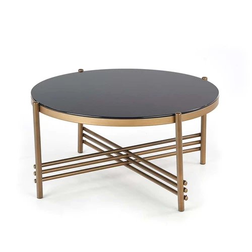 Modernus juodas stalas su milteliniu dažymu