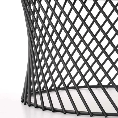 Moderni spintelė su stiklo durimis ir LED apšvietimu