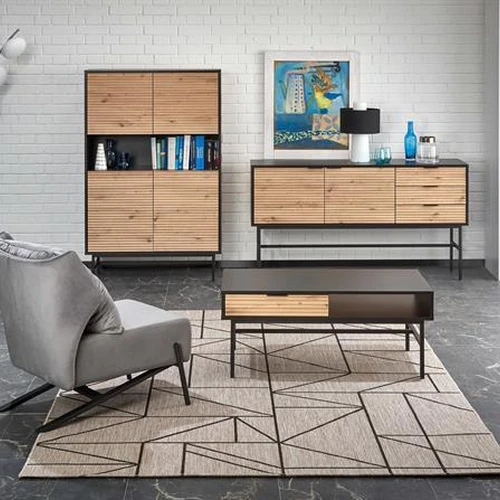 Kavos staliukas su amatinio ąžuolo ir juodos spalvos deriniu