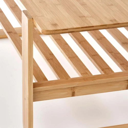 Tvirti ir patvarūs mediniai stalai – jūsų virtuvės puošmena