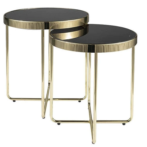 Modernūs spalvoti stalai – puiki idėja interjero akcentui